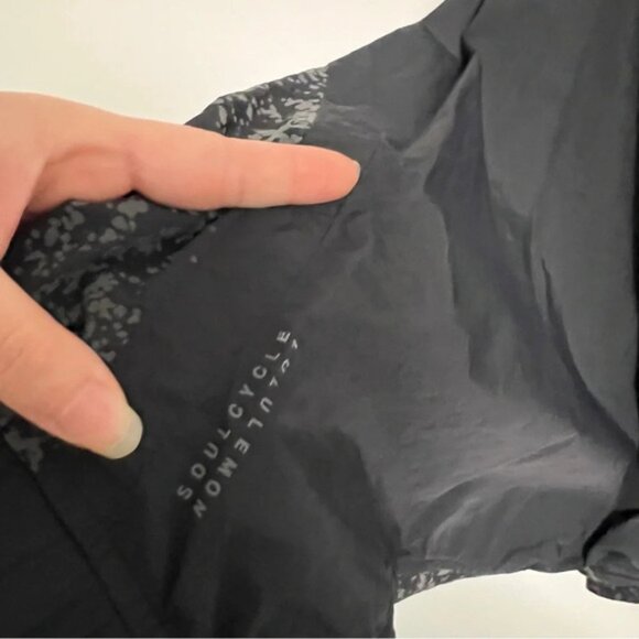 Lululemon Ride and Reflect Jacket x Soulcycle - Picture 4 of 10